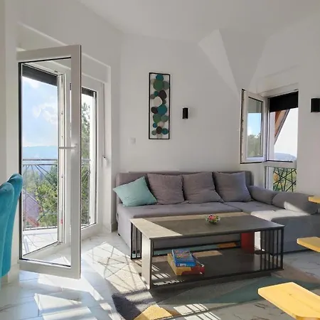 Apartment Djina 3
